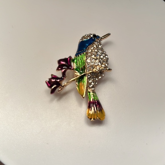 Hummingbird Brooch - Picture 3 of 4